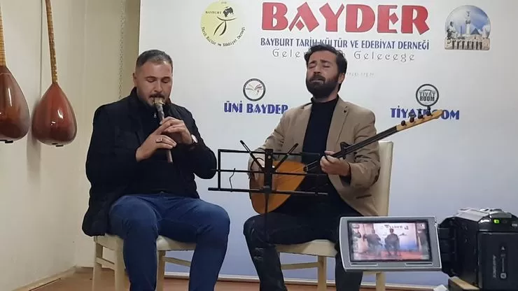 Esra Cebeci, ‘Türkiye'm şairi' amcası Dilaver Cebeci'yi anlattı 3 BAYDER Kultur Sohbetlerinde ‘Turkiyemin sairi Dilaver Cebeci anlatildi 4 1 – Bayburt Portalı