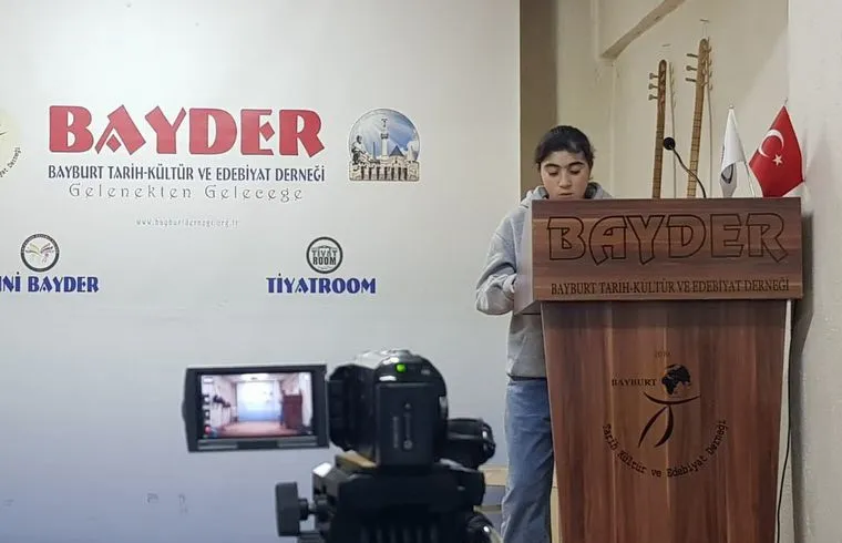 Okutmuş, Kültür Sohbetleri'nde Bayburt'un sinema serüvenini anlattı 13 Murat Okutmus Bayburtun sinema tarihine isik tutan calismasini BAYDERde anlatti 12 – BAYDER