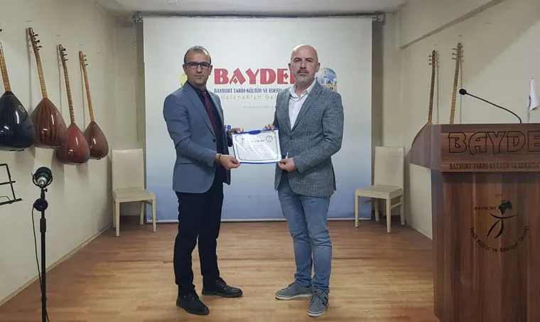 Okutmuş, Kültür Sohbetleri'nde Bayburt'un sinema serüvenini anlattı 3 Murat Okutmus Bayburtun sinema tarihine isik tutan calismasini BAYDERde anlatti 3 – BAYDER