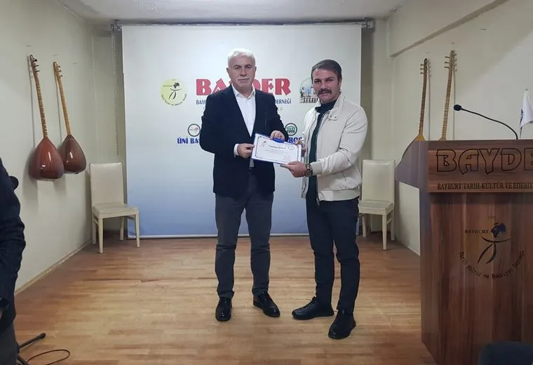 Kültür Sohbetleri’nde 'Medeniyetimizde Kütüphaneler' sunumu 7 BAYDER Kultur Sohbetlerinde Medeniyetimizde Kutuphanecilik konusuldu 1 – BAYDER