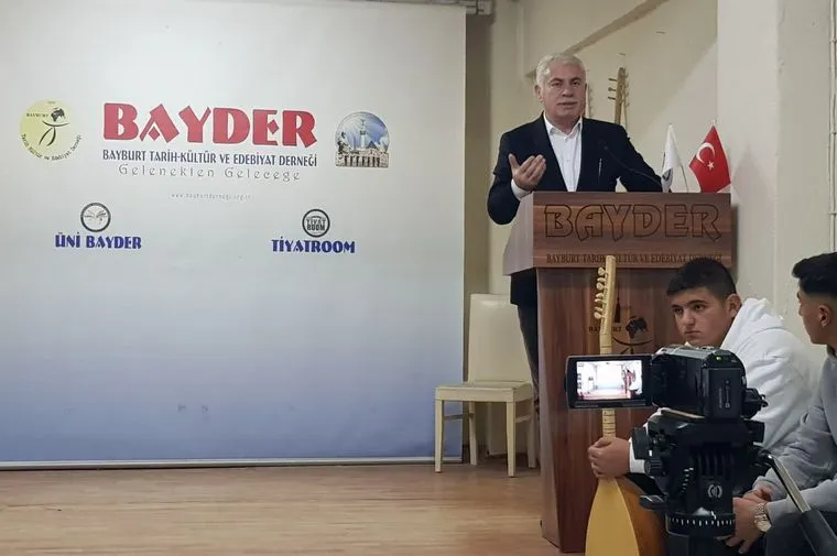 Kültür Sohbetleri’nde 'Medeniyetimizde Kütüphaneler' sunumu 3 BAYDER Kultur Sohbetlerinde Medeniyetimizde Kutuphanecilik konusuldu 14 – BAYDER