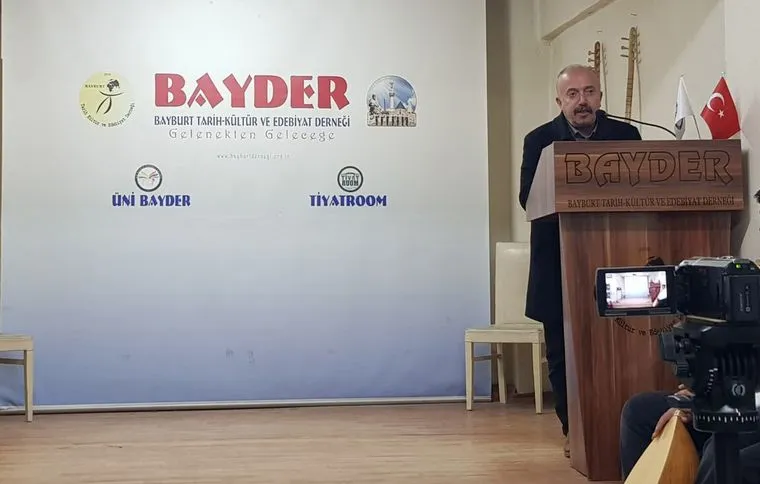 Kültür Sohbetleri’nde 'Medeniyetimizde Kütüphaneler' sunumu 10 BAYDER Kultur Sohbetlerinde Medeniyetimizde Kutuphanecilik konusuldu 5 – BAYDER