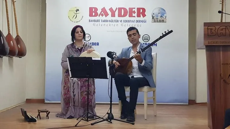 Lamiya İbrahimzade, Azerbaycanlı şair Resul Rıza'yı anlattı 2 Kultur Sohbetlerinde Azerbaycan Edebiyatinin onemli ismi Resul Riza anlatildi 13 – BAYDER