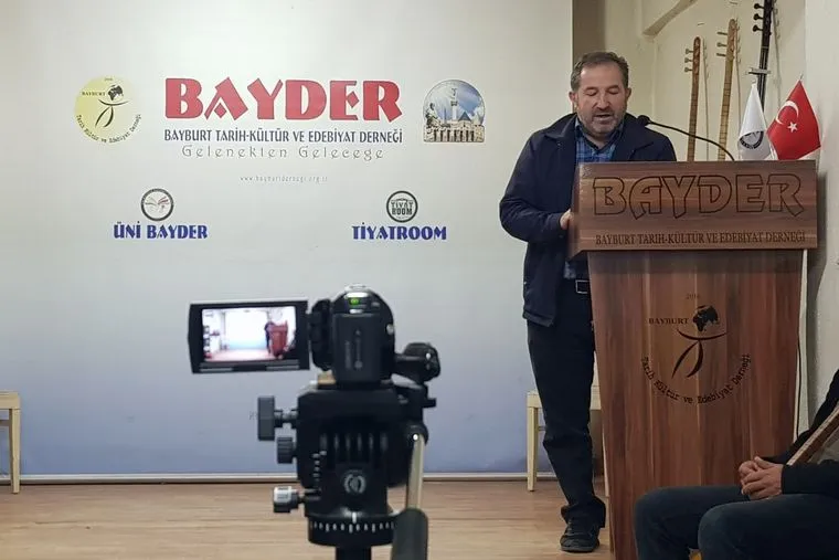 Lamiya İbrahimzade, Azerbaycanlı şair Resul Rıza'yı anlattı 13 Kultur Sohbetlerinde Azerbaycan Edebiyatinin onemli ismi Resul Riza anlatildi 7 – BAYDER